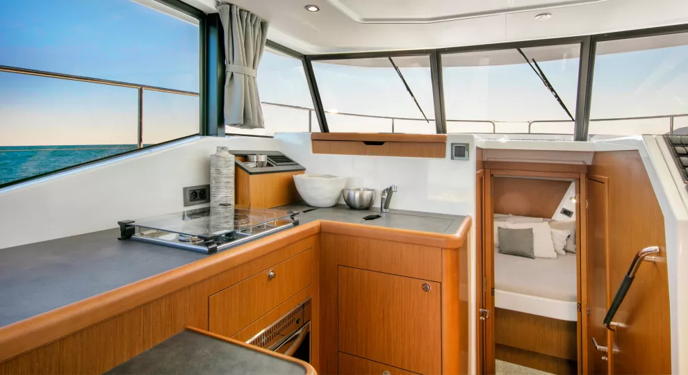 Swift Trawler 07.jpeg